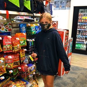 Meet your Posher, Hailey